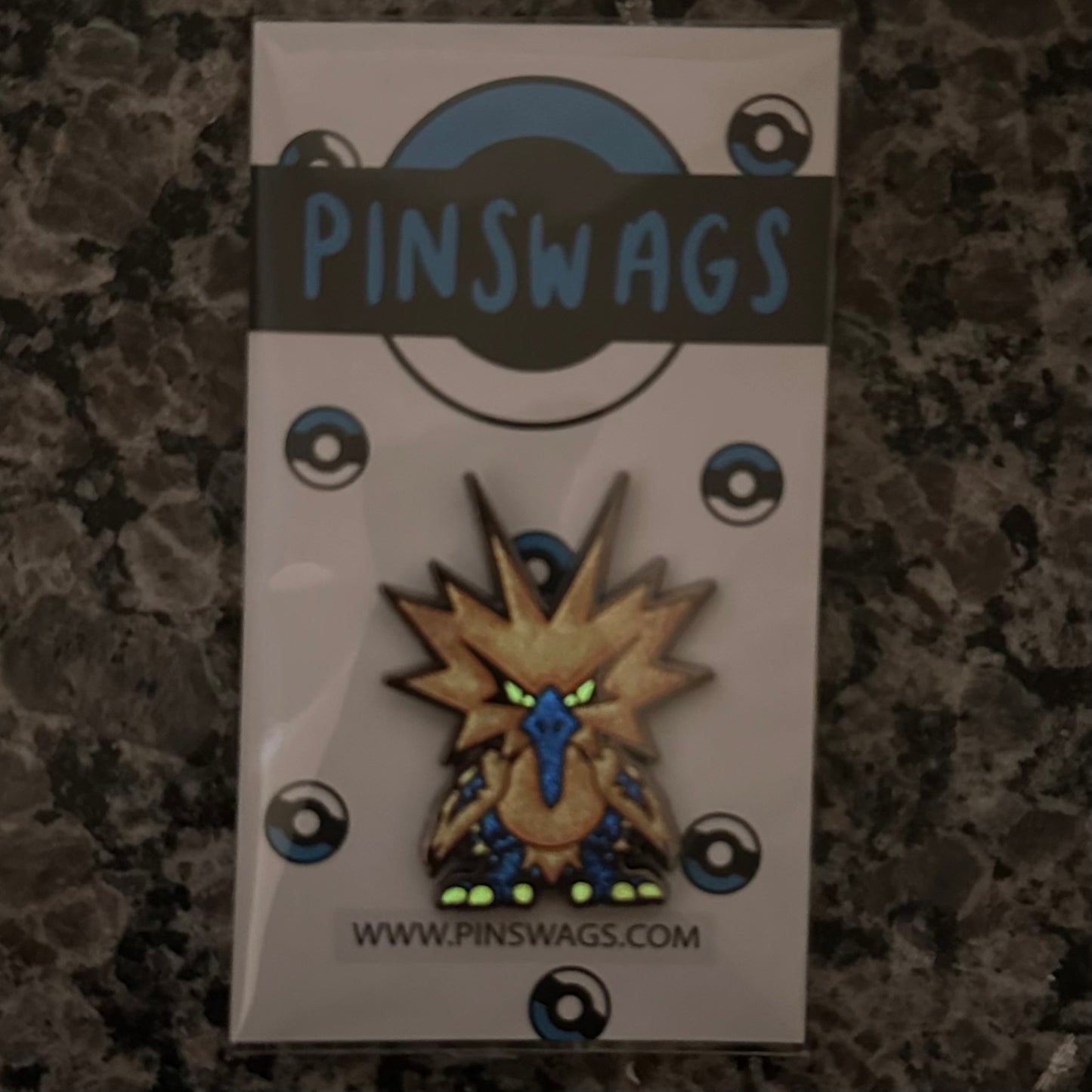 Galarian Zapdos Patreon Pin
